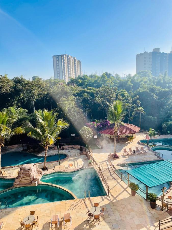 Condominio Thermas Do Bosque - Apto 204 カルダス・ノバス エクステリア 写真